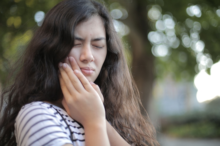 10 Signs You're Overdue for a Dental Exam